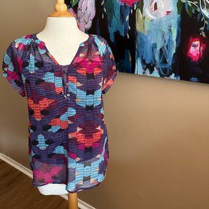 NWT Liz Claiborne Multi-Colored Geometric Designed Top Size Small